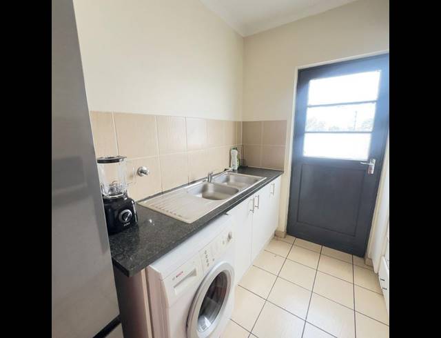 2 BEDROOM APARTMENT FOR SALE IN PARKLANDS EAST